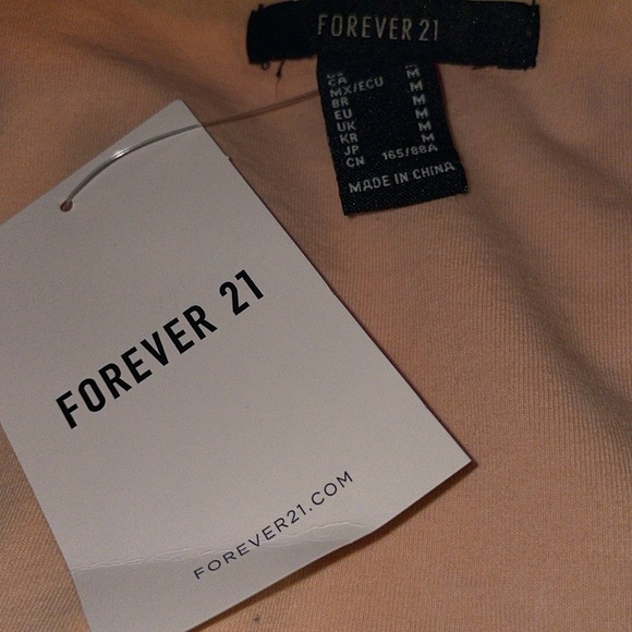 Forever 21 Pink Scoop Neck Short Sleeve Crop Top Size Medium New With Ta… - Picture 7 of 8